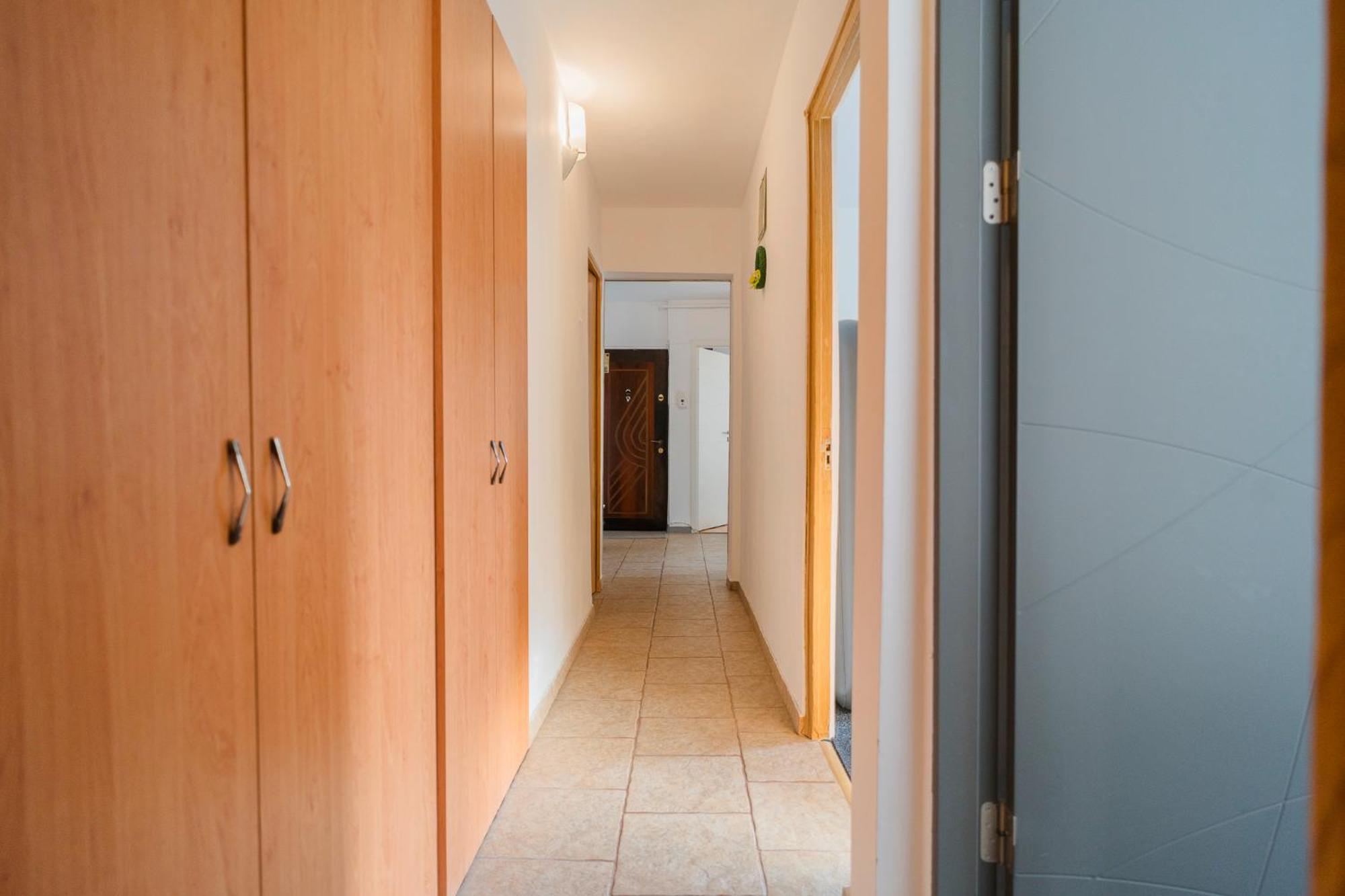 Rustic & Spacious 3Br Apartment Boekarest Buitenkant foto